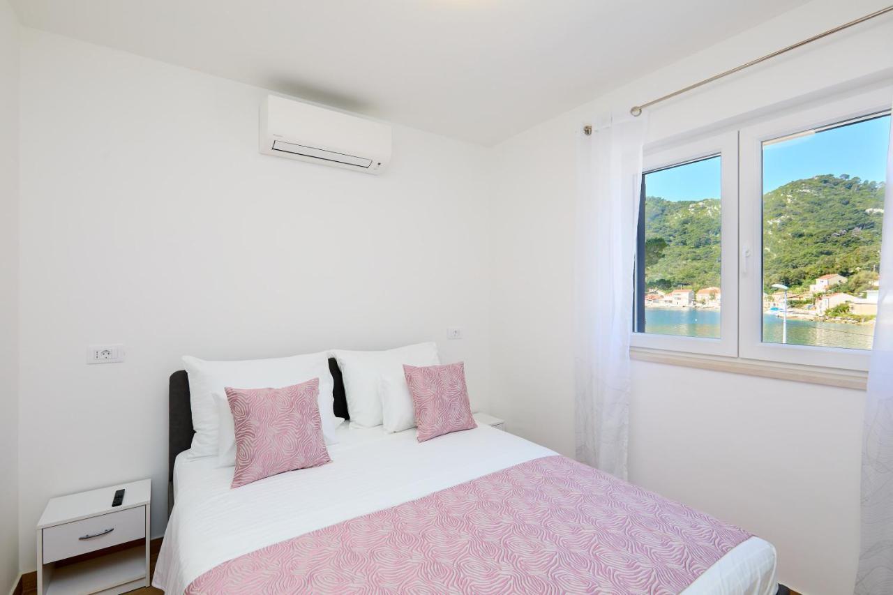 Green Lantern Apartments Okuklje Екстериор снимка