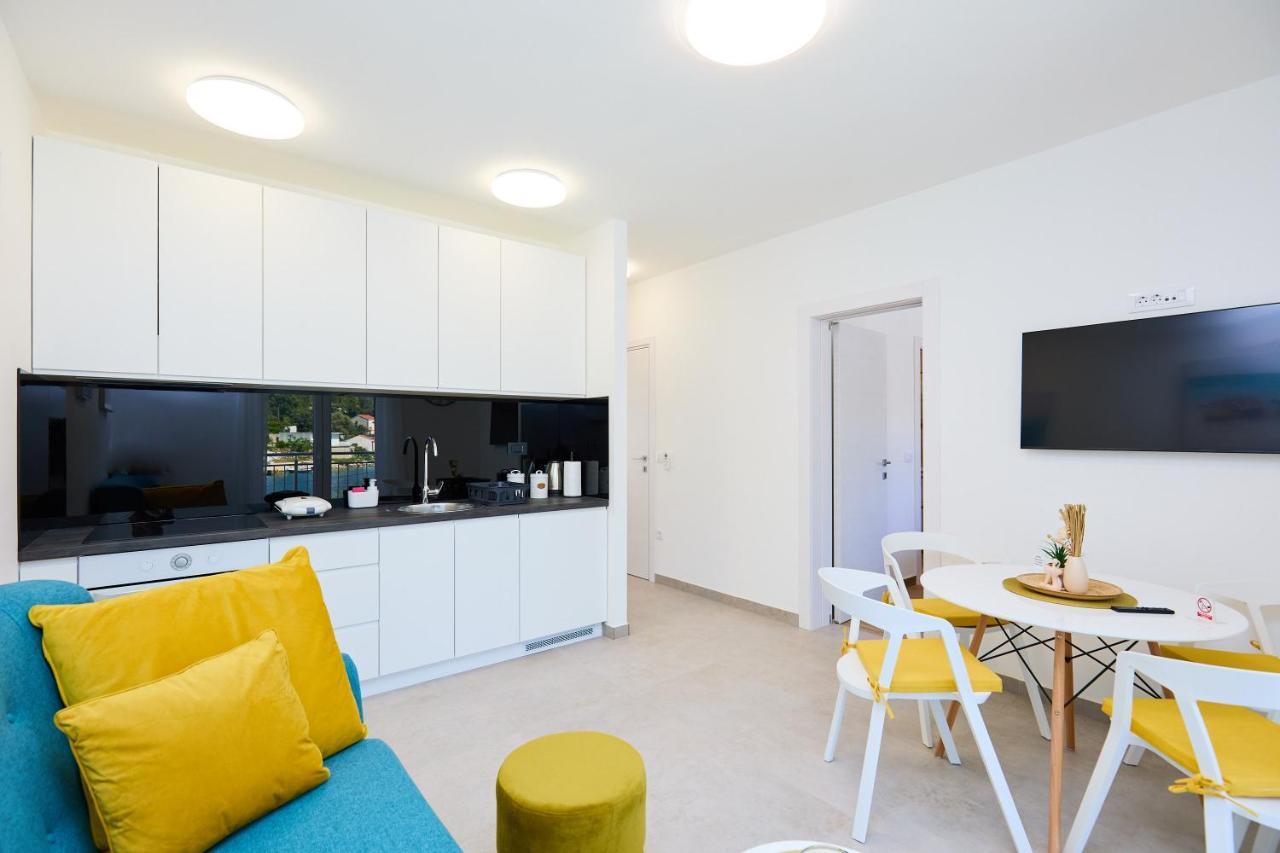 Green Lantern Apartments Okuklje Екстериор снимка