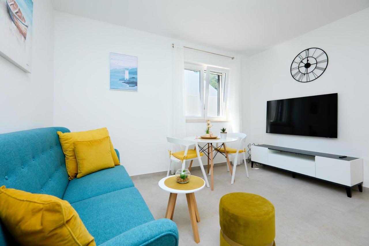 Green Lantern Apartments Okuklje Екстериор снимка
