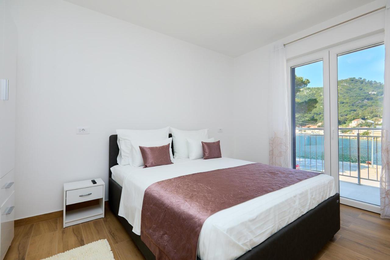 Green Lantern Apartments Okuklje Екстериор снимка